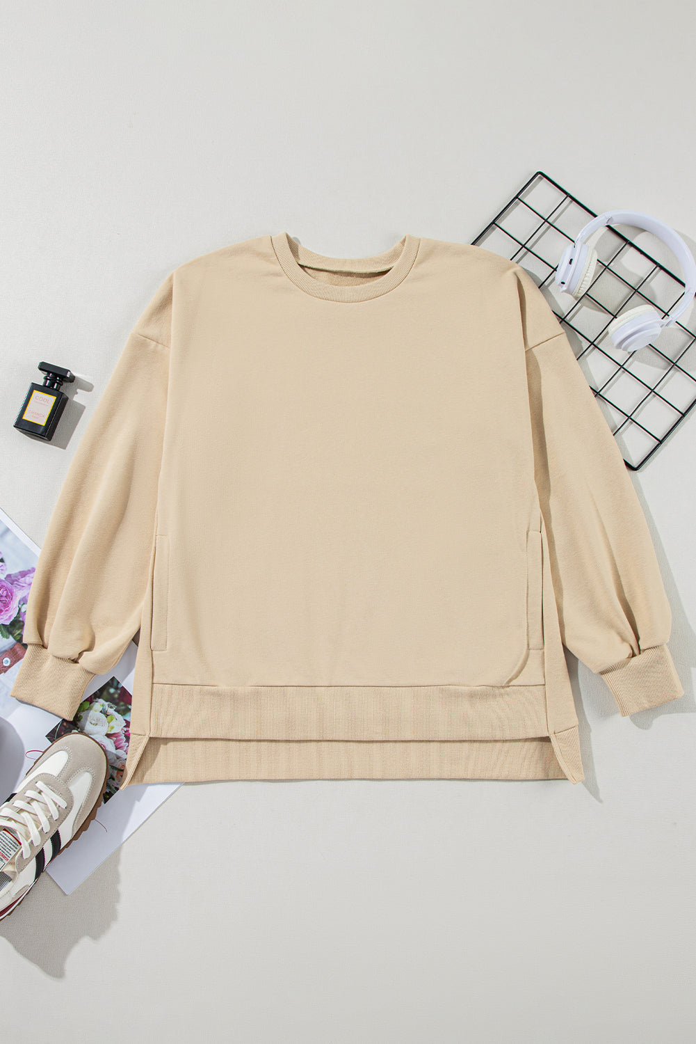 Parchment Solid O Neck High Low Hem Pullover Sweatshirt