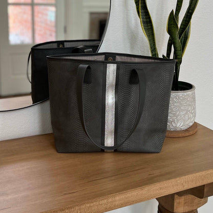 kira Tote-3