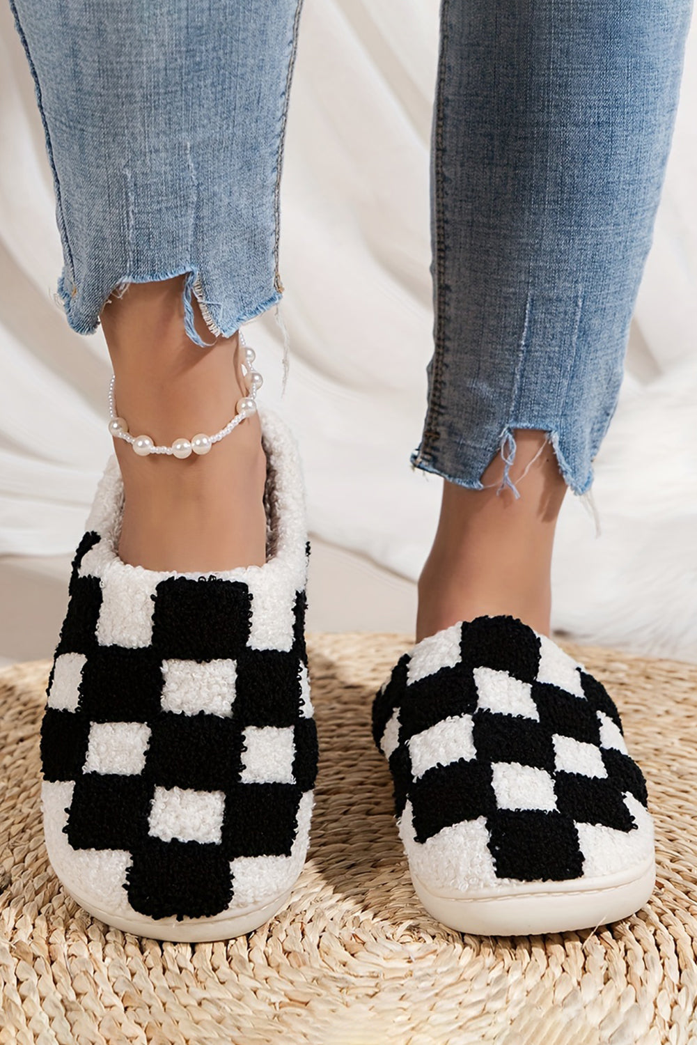 Cozy Black Checkered Print Fuzzy Slip-On Winter Slippers